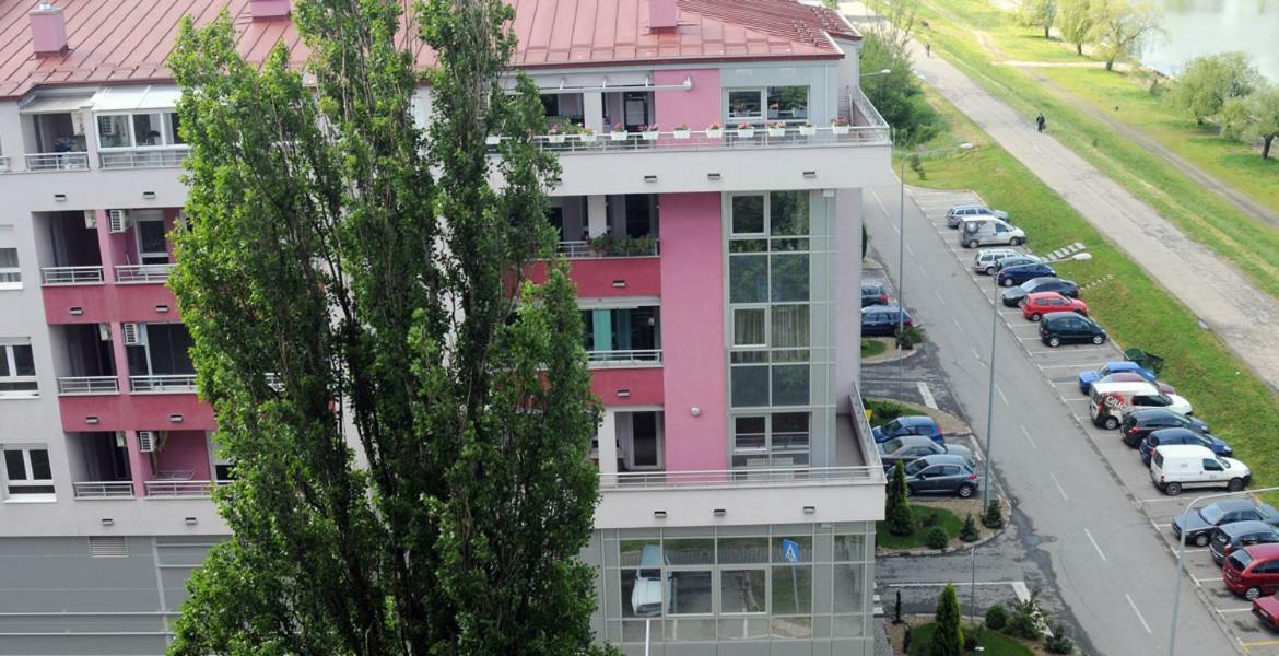 Tamis Kapija Apartment Pancevo Exterior photo