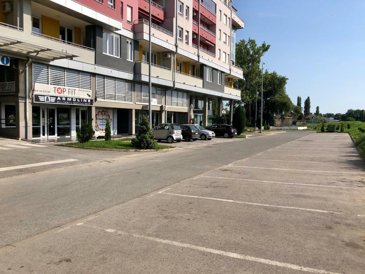 Tamis Kapija Apartment Pancevo Exterior photo
